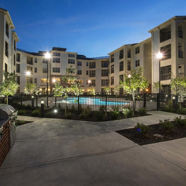 Richmond Apartments James River at Stony Point Gallery