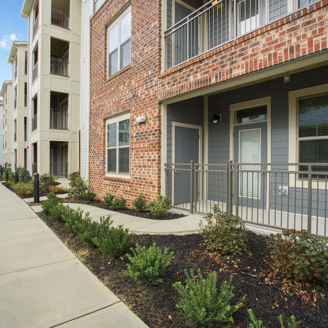 Richmond Apartments James River at Stony Point Gallery